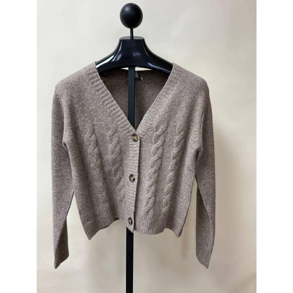 NEW GIFTCRAFT women's v-neck cardigan in taupe